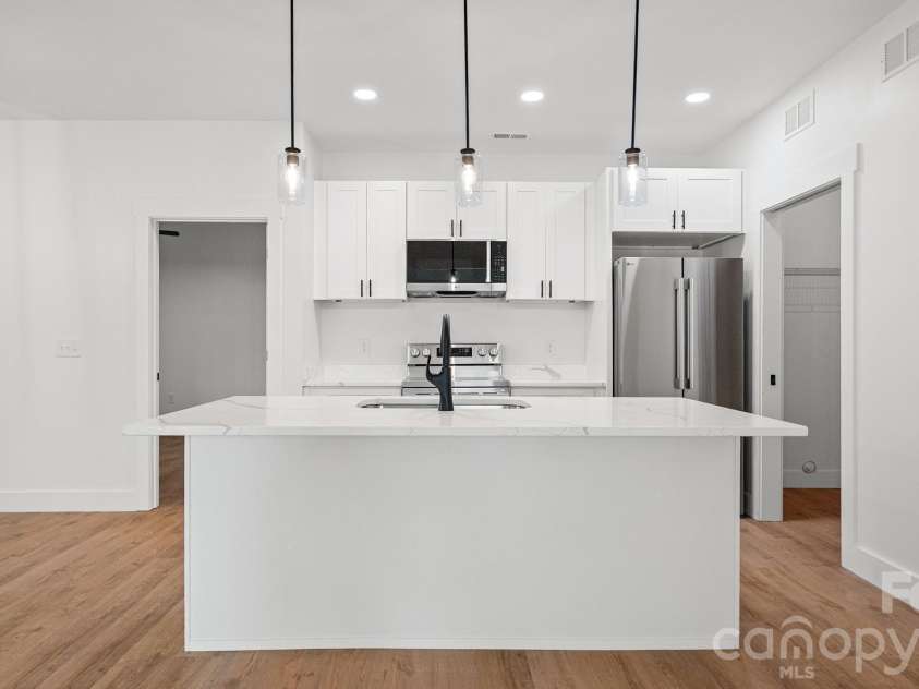 221 Ann Street, Concord, NC 28025.  MLS# CAR4406571, YatesRealty ID 38973. 
