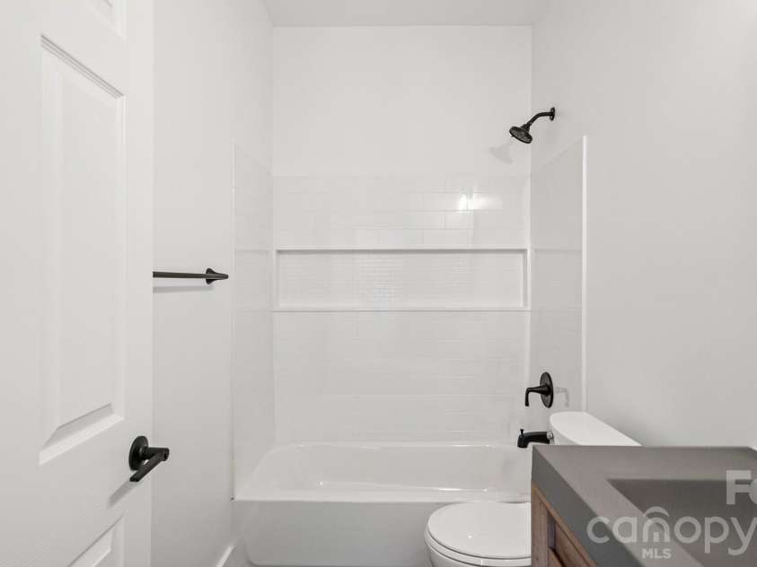 221 Ann Street, Concord, NC 28025.  MLS# CAR4406571, YatesRealty ID 38973. 