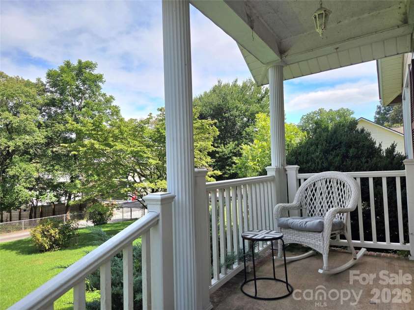 201 Stafford Street, Black Mountain, NC 28711.  MLS# CAR4404572, YatesRealty ID 38974. 