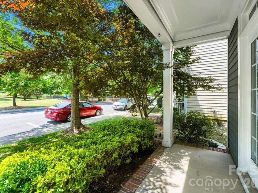 15834 Kiser Corner Lane, Davidson, NC 28036.  MLS# CAR4405462, YatesRealty ID 38975. 