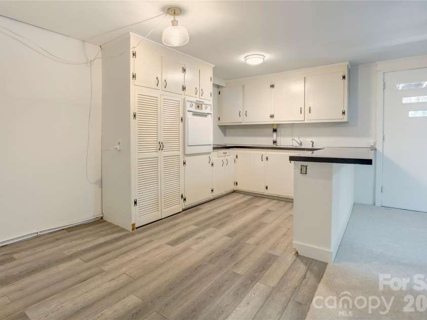 688 Grandview Drive, Concord, NC 28025.  MLS# CAR4433877, YatesRealty ID 38977. 2nd kitchen (basement)