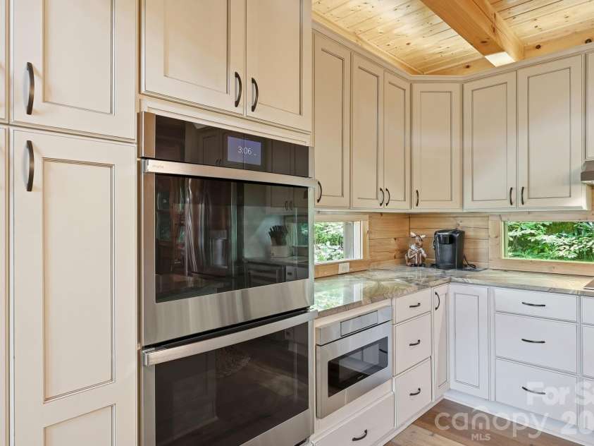 588 Tawodi Trail, Maggie Valley, NC 28751.  MLS# CAR4401674, YatesRealty ID 38978. 