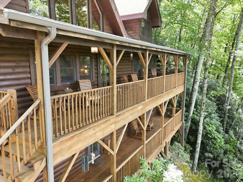 588 Tawodi Trail, Maggie Valley, NC 28751.  MLS# CAR4401674, YatesRealty ID 38978. 