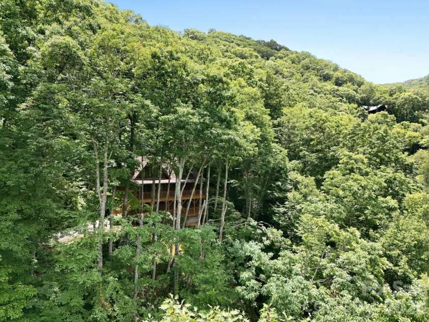 588 Tawodi Trail, Maggie Valley, NC 28751.  MLS# CAR4401674, YatesRealty ID 38978. 