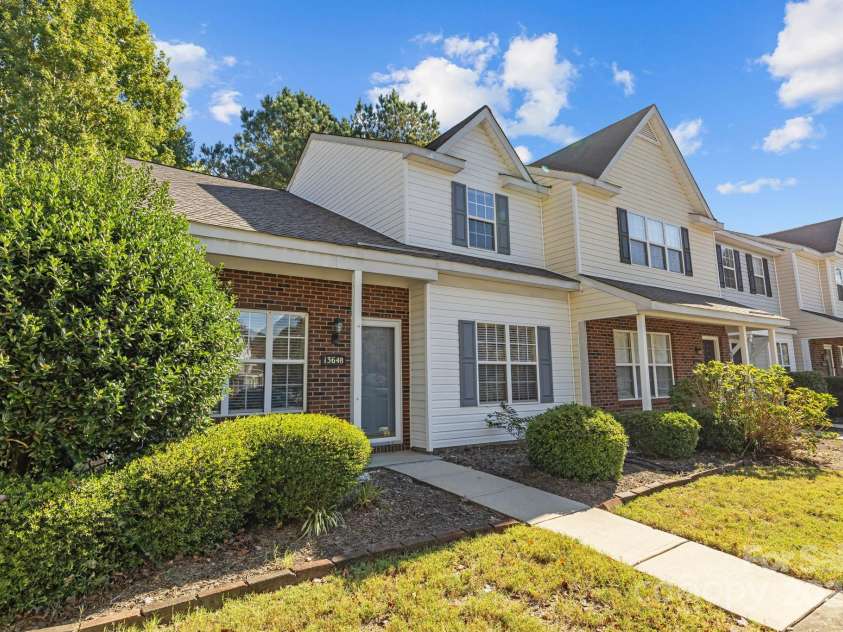 13648 Meade Glen Court, Charlotte, NC 28273.  MLS# CAR4303229, YatesRealty ID 3898. 