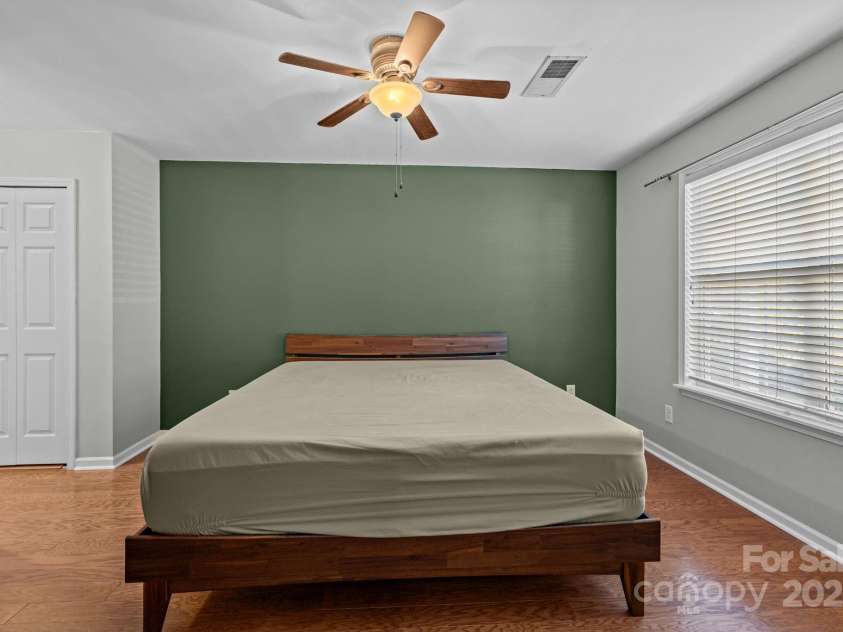 13648 Meade Glen Court, Charlotte, NC 28273.  MLS# CAR4303229, YatesRealty ID 3898. 