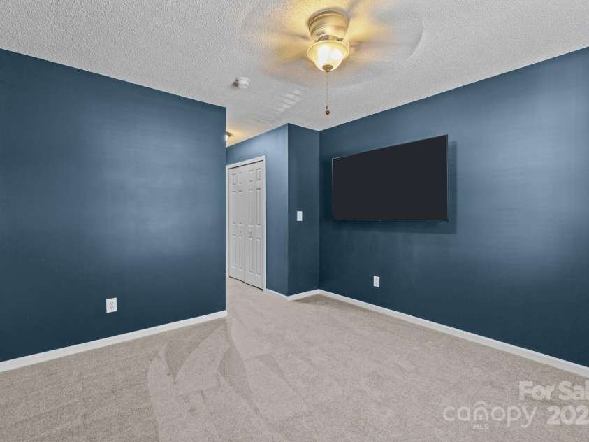 13648 Meade Glen Court, Charlotte, NC 28273.  MLS# CAR4303229, YatesRealty ID 3898. 