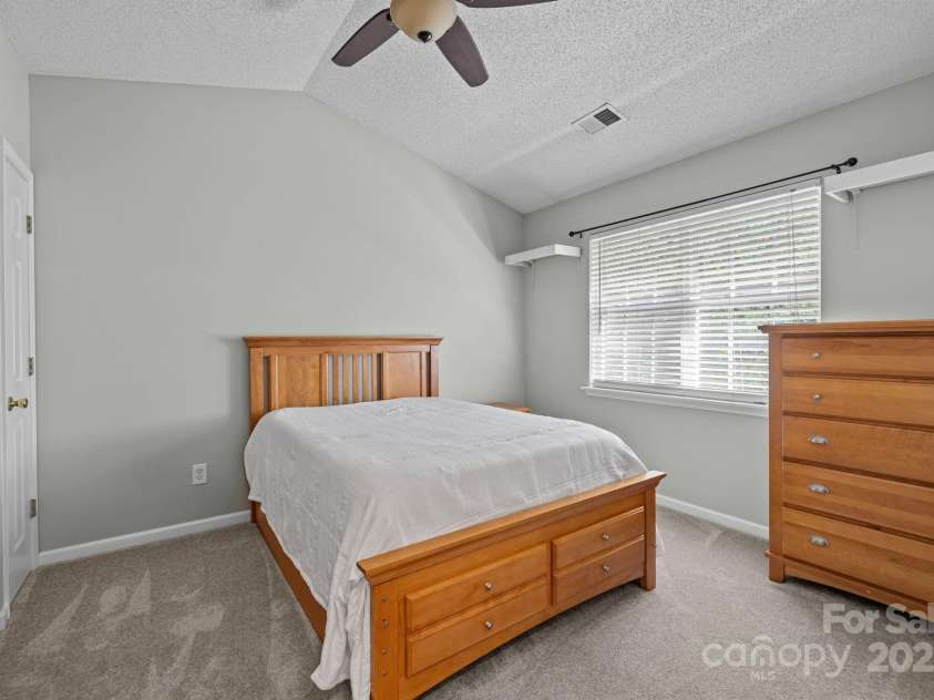 13648 Meade Glen Court, Charlotte, NC 28273.  MLS# CAR4303229, YatesRealty ID 3898. 