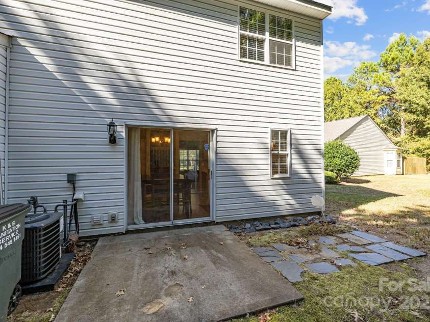 13648 Meade Glen Court, Charlotte, NC 28273.  MLS# CAR4303229, YatesRealty ID 3898. 