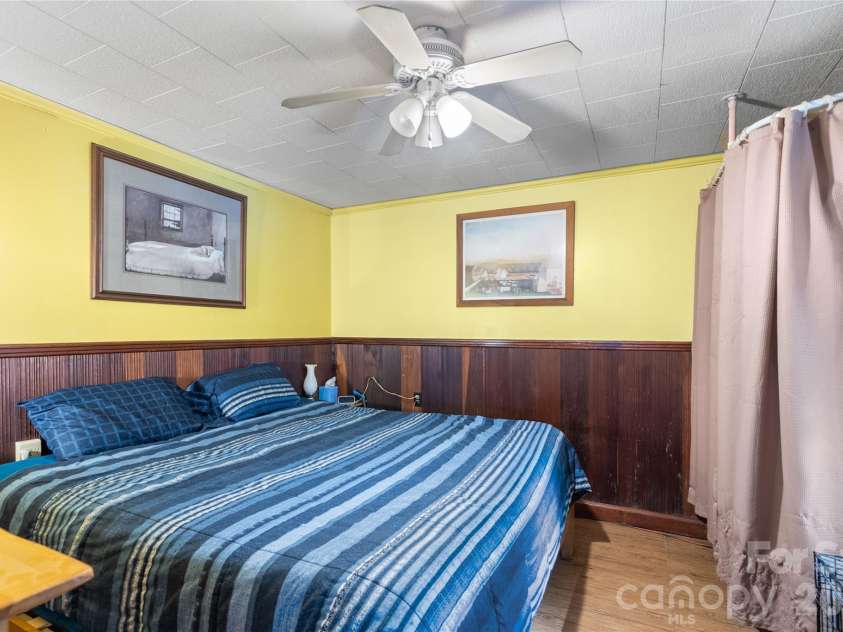 3151 Bearwallow Road, Hendersonville, NC 28792.  MLS# CAR4403717, YatesRealty ID 38983. Primary bedroom