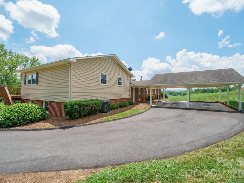 2053 Boiling Springs Road, Purlear, NC 28665.  MLS# CAR4400322, YatesRealty ID 38984. 