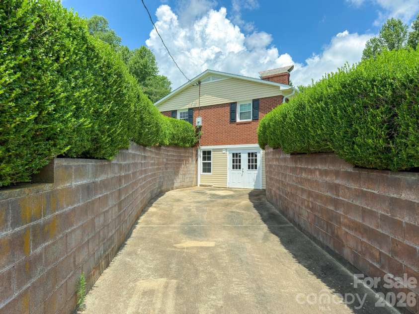 2053 Boiling Springs Road, Purlear, NC 28665.  MLS# CAR4400322, YatesRealty ID 38984. 