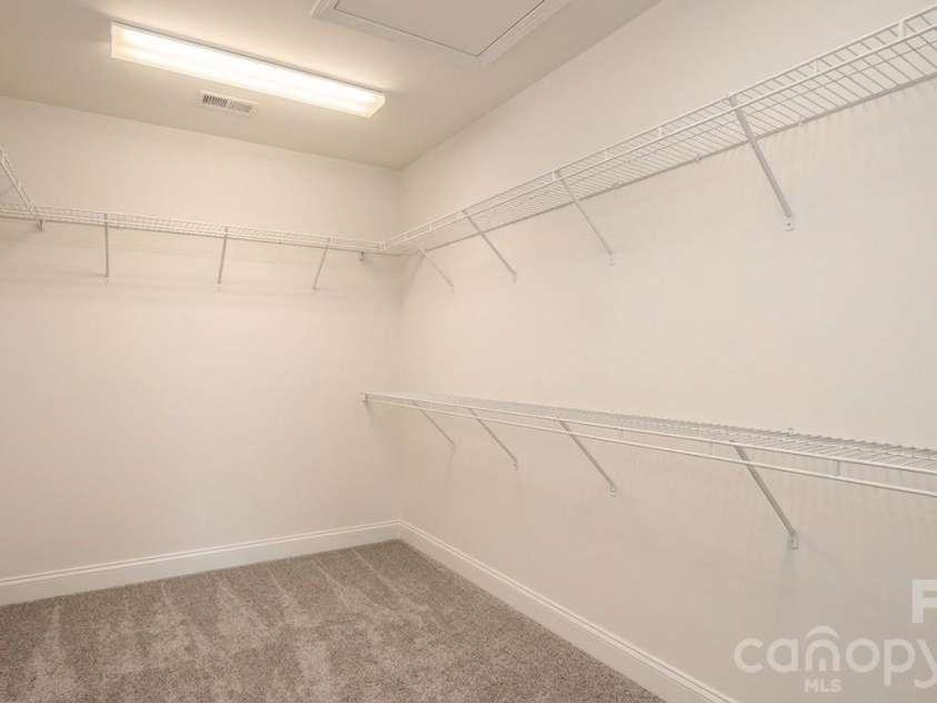 10448 Misty Ridge Lane, Charlotte, NC 28277.  MLS# CAR4401263, YatesRealty ID 38985. 