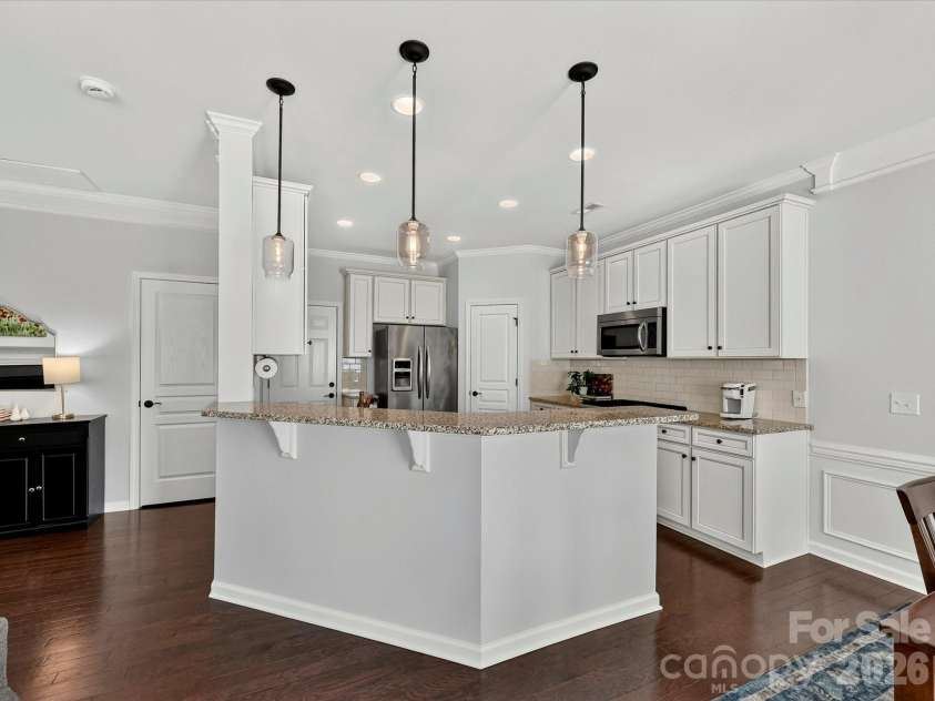 6017 Carrollton Lane, Charlotte, NC 28210.  MLS# CAR4400871, YatesRealty ID 38986. 