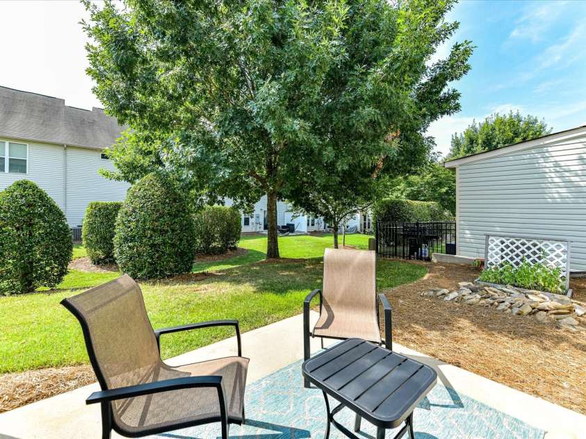 6017 Carrollton Lane, Charlotte, NC 28210.  MLS# CAR4400871, YatesRealty ID 38986. 