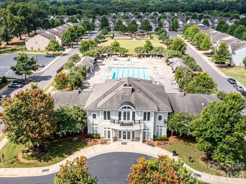 6017 Carrollton Lane, Charlotte, NC 28210.  MLS# CAR4400871, YatesRealty ID 38986. 