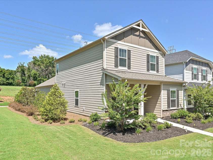11202 Broadbent Court, Charlotte, NC 28278.  MLS# CAR4370699, YatesRealty ID 38988. 11202 Broadbent Ct