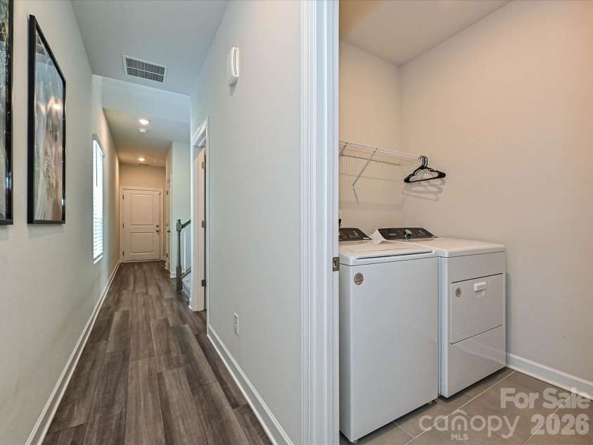 11202 Broadbent Court, Charlotte, NC 28278.  MLS# CAR4370699, YatesRealty ID 38988. Laundry Room