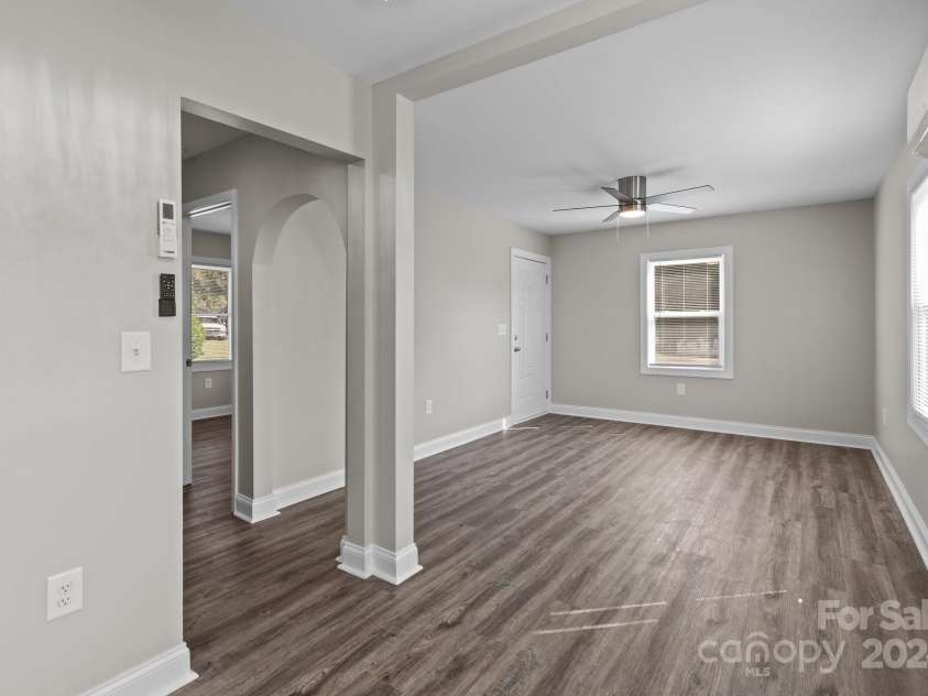 2208 Ridge Avenue, Kannapolis, NC 28023.  MLS# CAR4184006, YatesRealty ID 3899. 