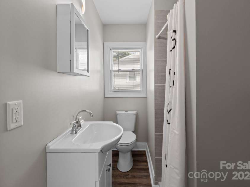 2208 Ridge Avenue, Kannapolis, NC 28023.  MLS# CAR4184006, YatesRealty ID 3899. 