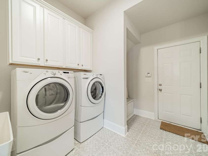 5215 Beacon Court, Fort Mill, SC 29708.  MLS# CAR4341108, YatesRealty ID 3899. 