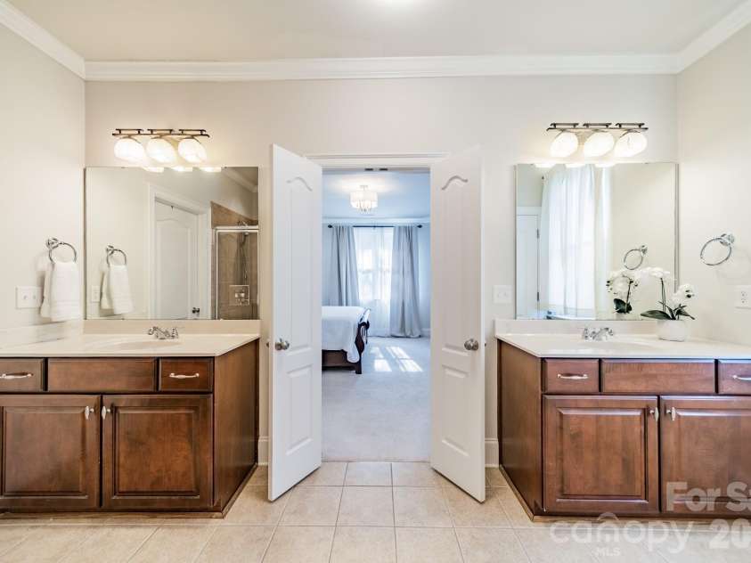 5215 Beacon Court, Fort Mill, SC 29708.  MLS# CAR4341108, YatesRealty ID 3899. 