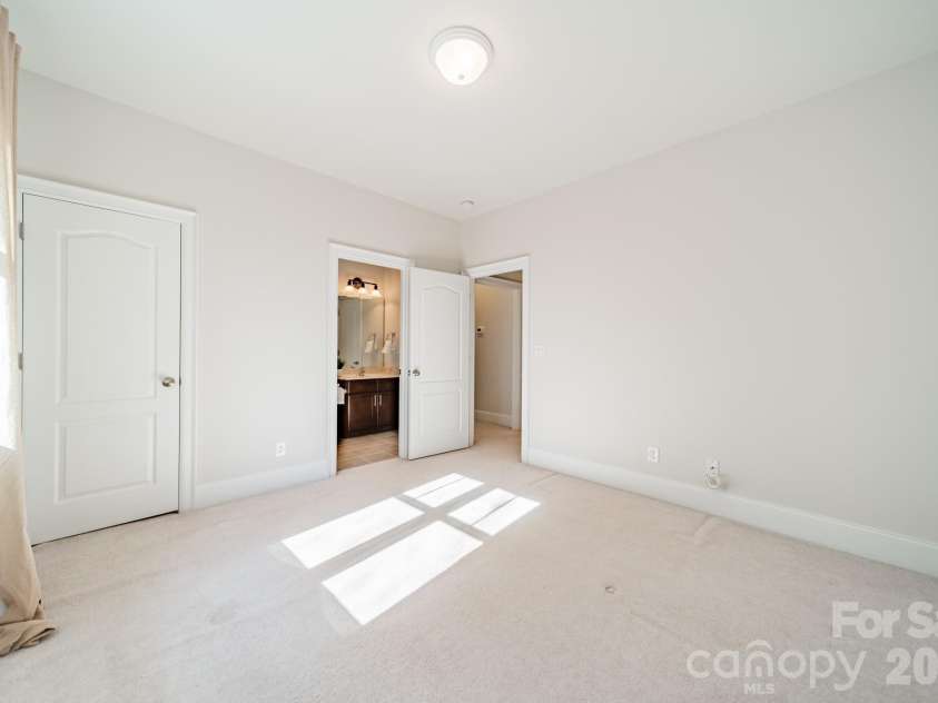 5215 Beacon Court, Fort Mill, SC 29708.  MLS# CAR4341108, YatesRealty ID 3899. 