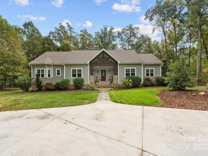 7355 Pisgah Covered Bridge Road, Asheboro, NC 27205.  MLS# CAR4316770, YatesRealty ID 3899. 