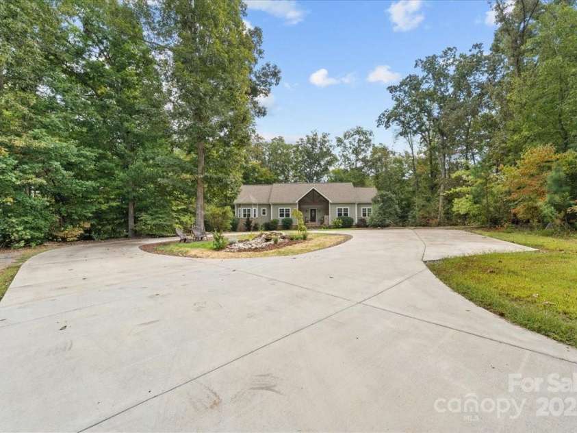7355 Pisgah Covered Bridge Road, Asheboro, NC 27205.  MLS# CAR4316770, YatesRealty ID 3899. 