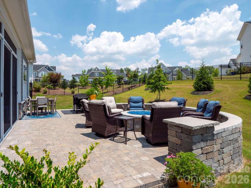 247 Lanyard Lane, Belmont, NC 28012.  MLS# CAR4389103, YatesRealty ID 38991. 