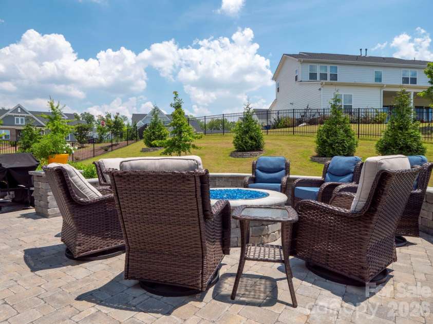 247 Lanyard Lane, Belmont, NC 28012.  MLS# CAR4389103, YatesRealty ID 38991. 