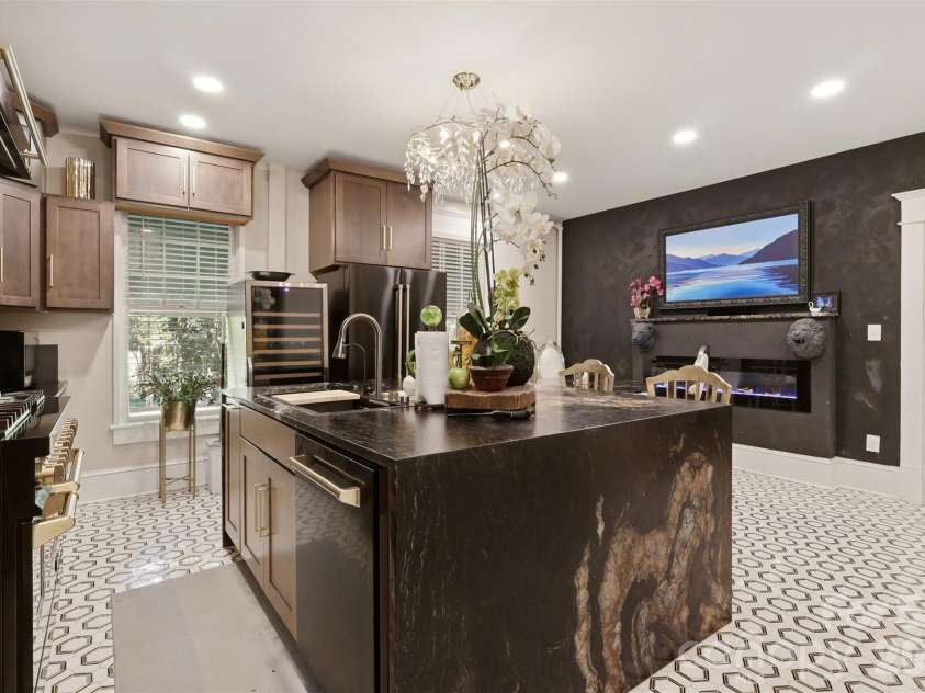 629 Mitchell Avenue, Salisbury, NC 28144.  MLS# CAR4402081, YatesRealty ID 38992. 