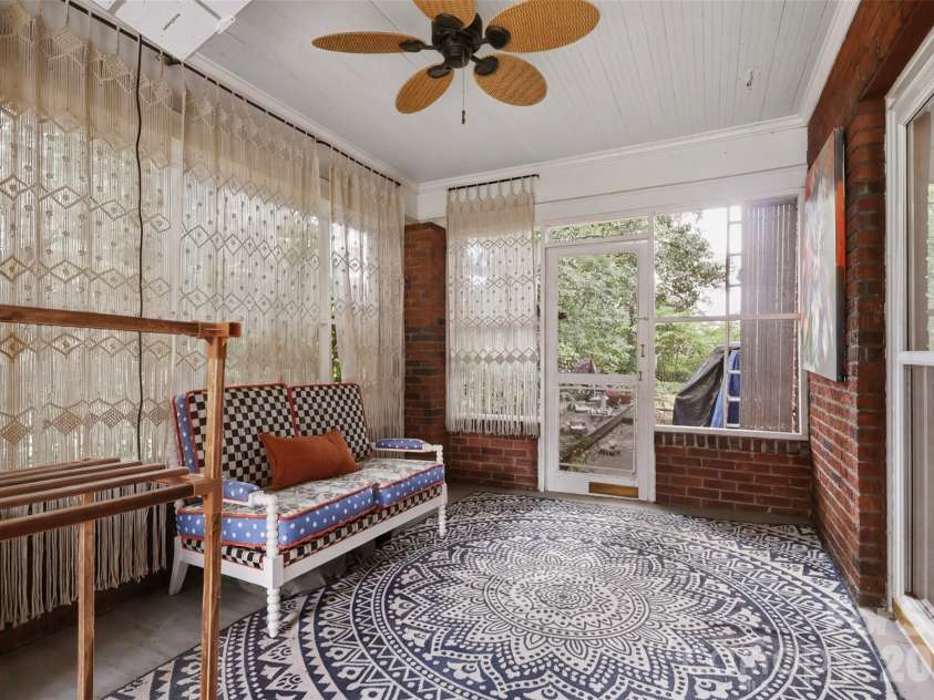 629 Mitchell Avenue, Salisbury, NC 28144.  MLS# CAR4402081, YatesRealty ID 38992. 