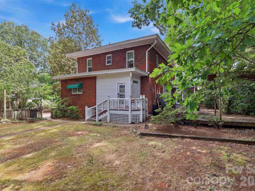 629 Mitchell Avenue, Salisbury, NC 28144.  MLS# CAR4402081, YatesRealty ID 38992. 