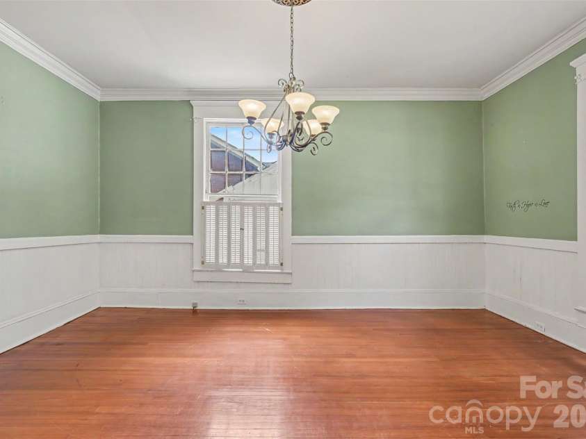 75 Cabarrus Avenue, Concord, NC 28025.  MLS# CAR4406575, YatesRealty ID 38993. Dinning Room