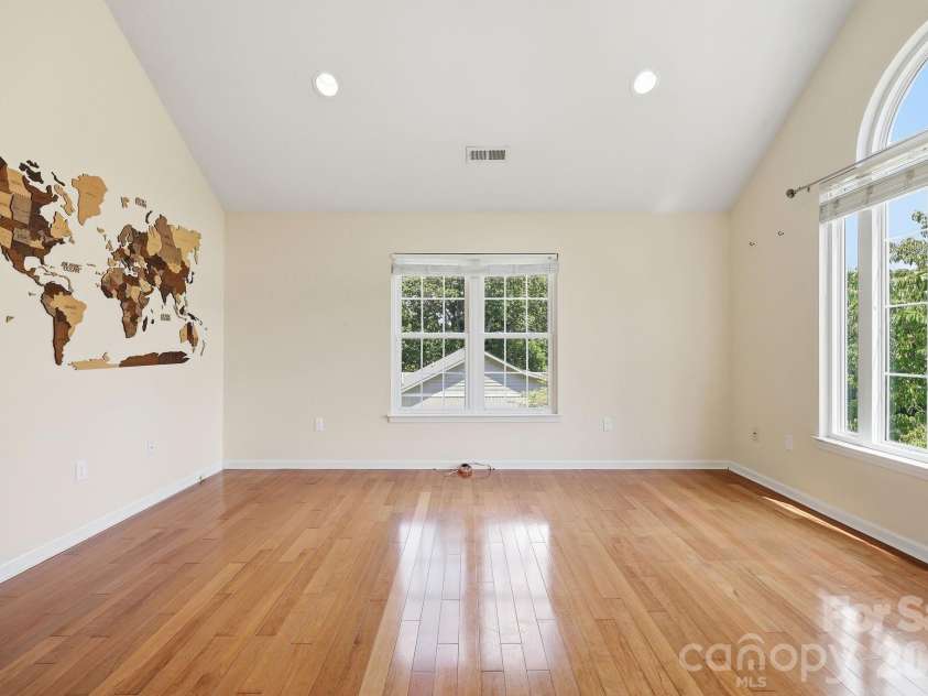 320 Meadowbrook Drive, Canton, NC 28716.  MLS# CAR4402508, YatesRealty ID 38995. 