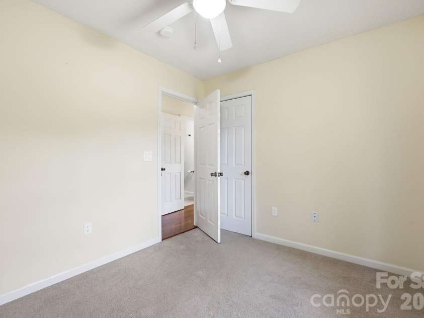 320 Meadowbrook Drive, Canton, NC 28716.  MLS# CAR4402508, YatesRealty ID 38995. 