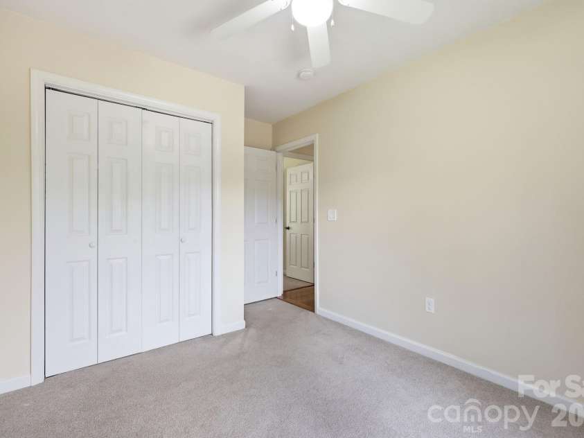 320 Meadowbrook Drive, Canton, NC 28716.  MLS# CAR4402508, YatesRealty ID 38995. 