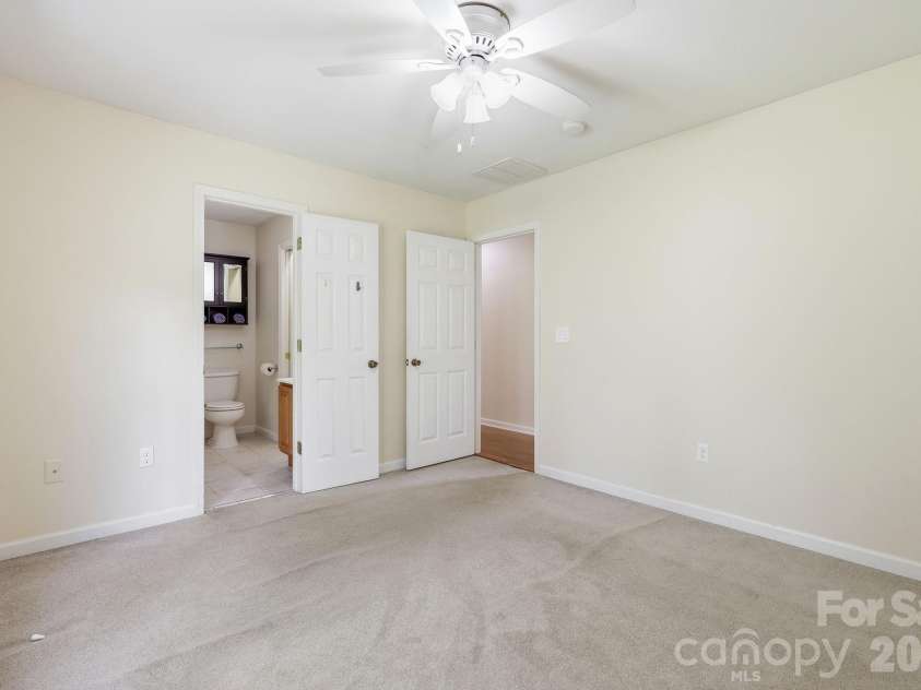 320 Meadowbrook Drive, Canton, NC 28716.  MLS# CAR4402508, YatesRealty ID 38995. 