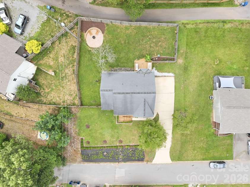 320 Meadowbrook Drive, Canton, NC 28716.  MLS# CAR4402508, YatesRealty ID 38995. 