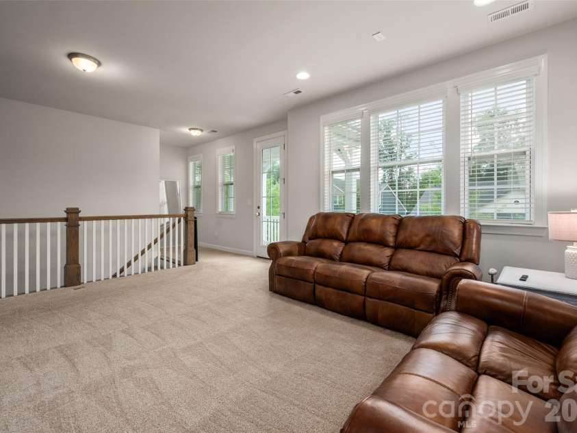 438 Sandbar Point, Clover, SC 29710.  MLS# CAR4403257, YatesRealty ID 38997. 