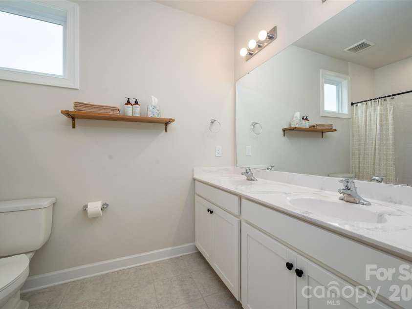 438 Sandbar Point, Clover, SC 29710.  MLS# CAR4403257, YatesRealty ID 38997. 