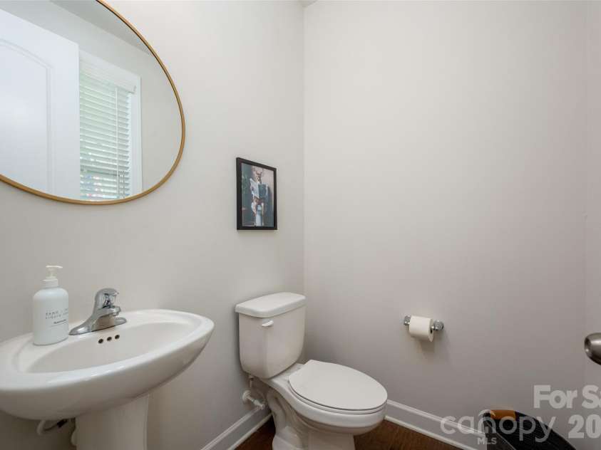 438 Sandbar Point, Clover, SC 29710.  MLS# CAR4403257, YatesRealty ID 38997. Powder Room By The Front Door