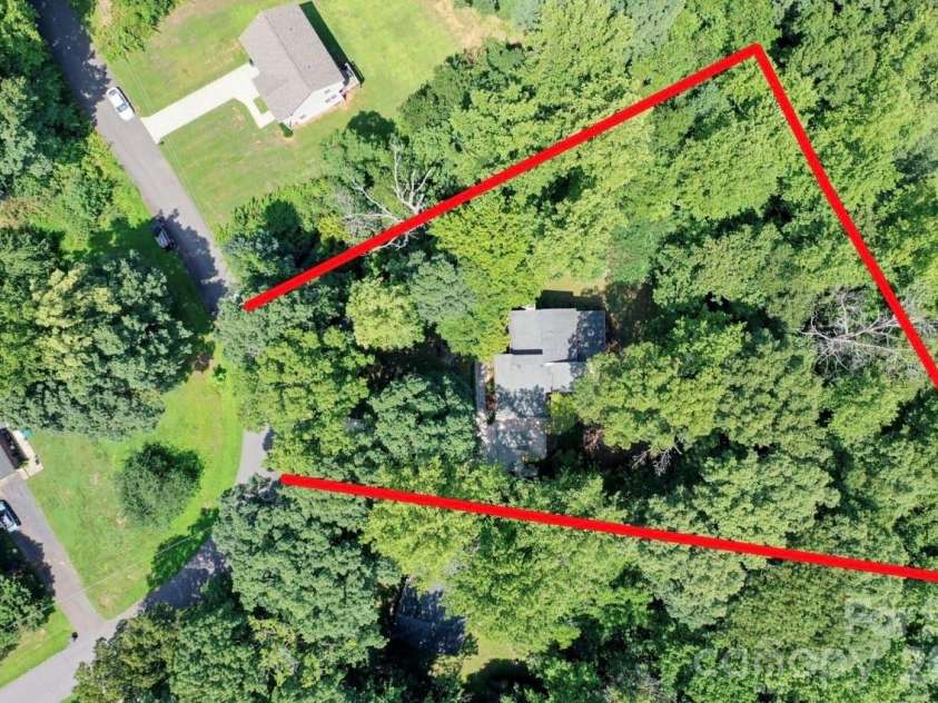 167 Dunlap Loop, Statesville, NC 28625.  MLS# CAR4402563, YatesRealty ID 38998. 