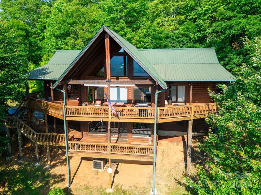 22 Kako Ridge, Sylva, NC 28779.  MLS# CAR4021235, YatesRealty ID 39. 