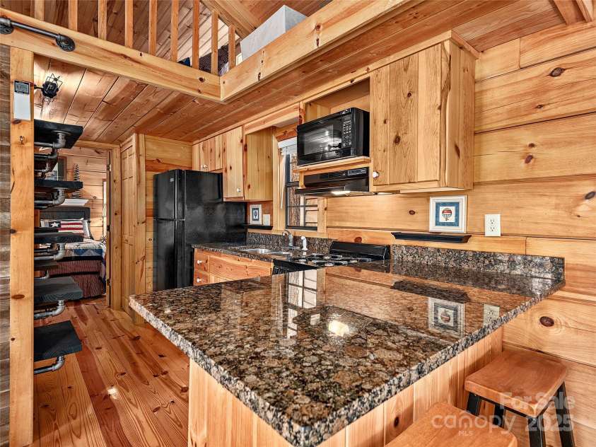 30 Boulder Drive, Lake Toxaway, NC 28747.  MLS# CAR4298813, YatesRealty ID 39. 