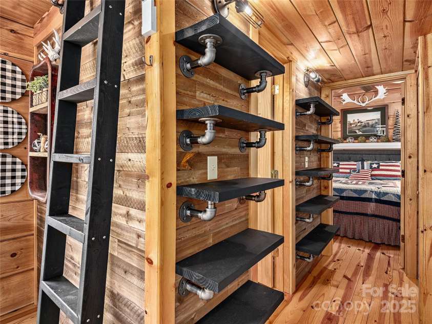 30 Boulder Drive, Lake Toxaway, NC 28747.  MLS# CAR4298813, YatesRealty ID 39. 