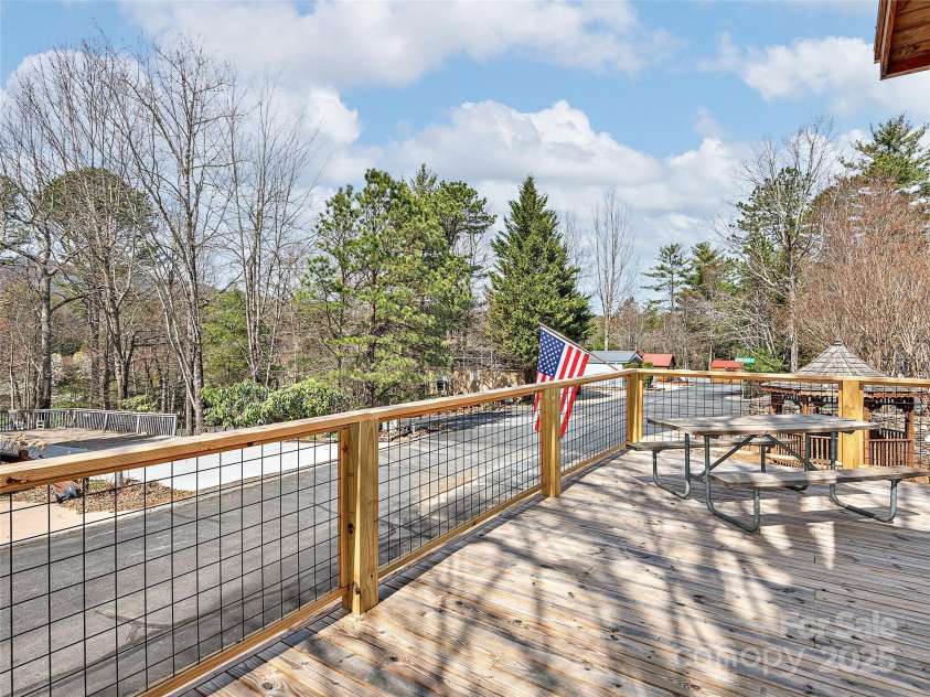 30 Boulder Drive, Lake Toxaway, NC 28747.  MLS# CAR4298813, YatesRealty ID 39. 