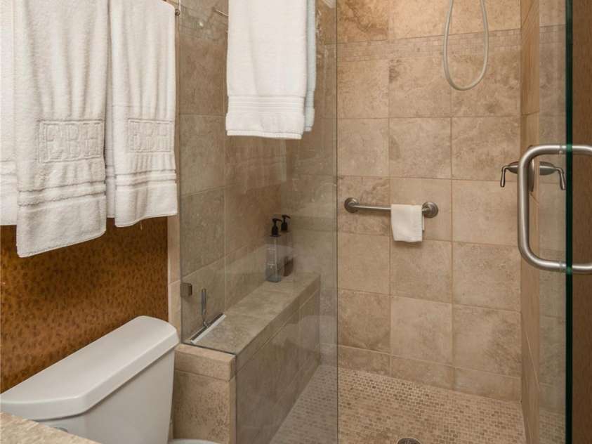 362 Wonderland Trail, Blowing Rock, NC 28605.  MLS# CAR4260759, YatesRealty ID 39. 