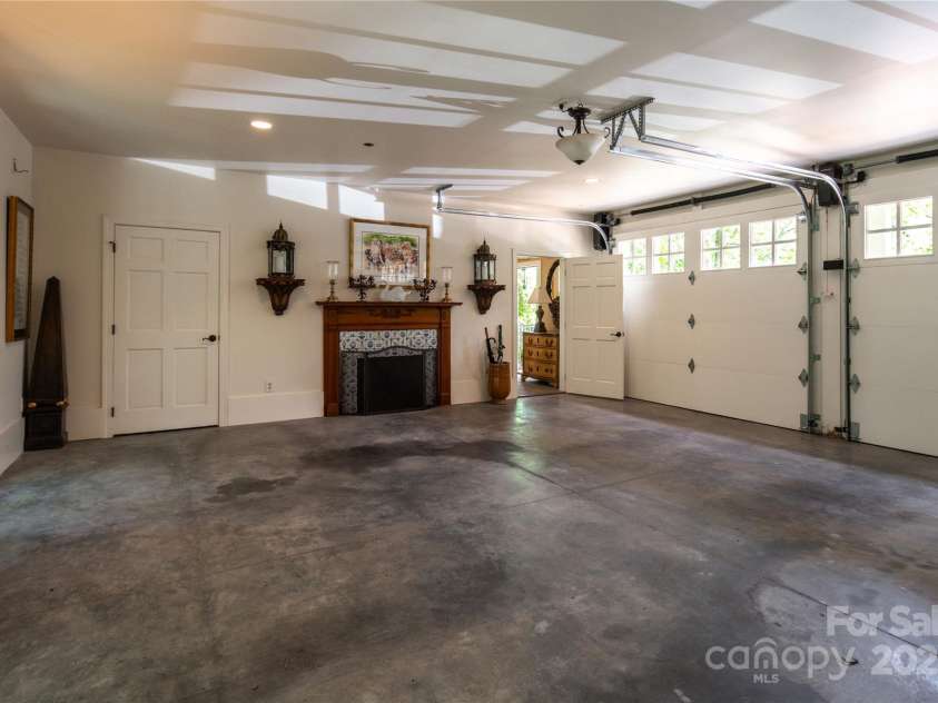 362 Wonderland Trail, Blowing Rock, NC 28605.  MLS# CAR4260759, YatesRealty ID 39. 